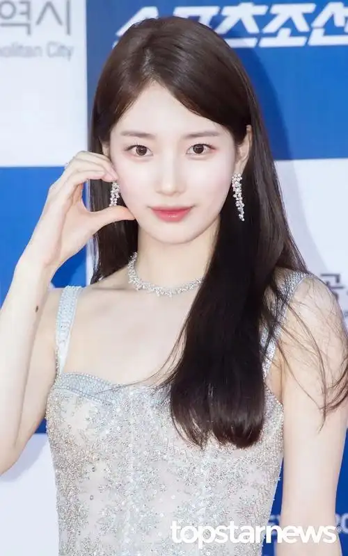 裴秀智放内娱会被说普女吧?-腾讯新闻