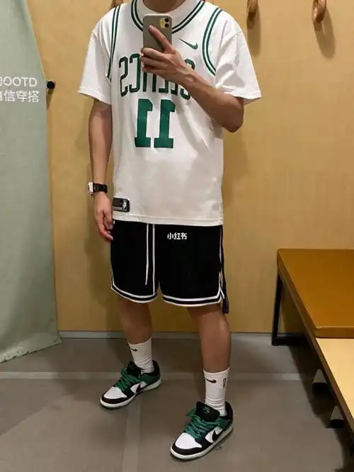 爱打篮球的男生篮球袜穿搭推荐04