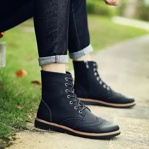 秋冬季韩版男士马丁靴布洛克男靴复古短靴子英伦潮流皮靴雕花军靴