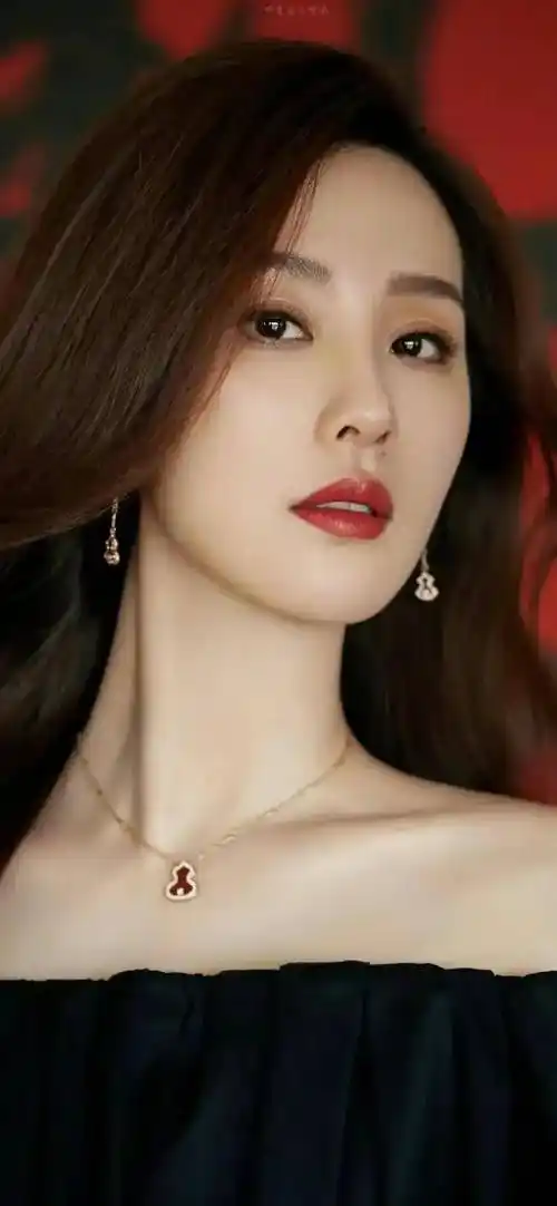 非常漂亮的手机美女屏保