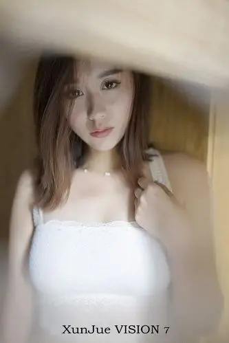 蕾丝抹胸少女的小私房情趣内衣爆乳美女图_美女写真_美桌图片库