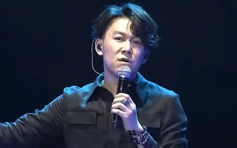 音乐才子高进,给别人写的歌都火了,真的好听!