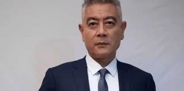 从渔民梦到老戏骨的巫刚,离婚17年至今孤身一人,今60岁没有儿女