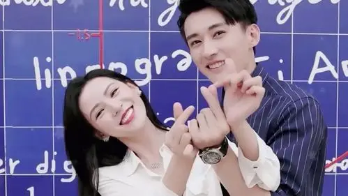 夜色暗涌时520福利张予曦刘学义超甜比心