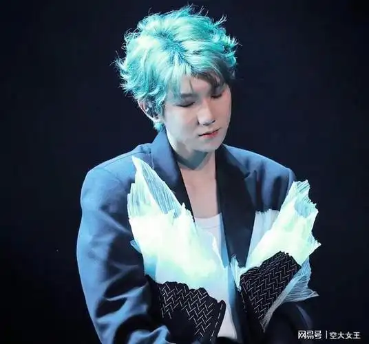 官宣,或将是三人最后一次合体|王源|王俊凯|易烊千玺|tfboys_网易订阅