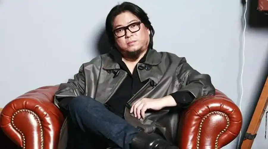 这样离经叛道的做法为高立人所不容,他对高晓松说道: 不读书就不要赖