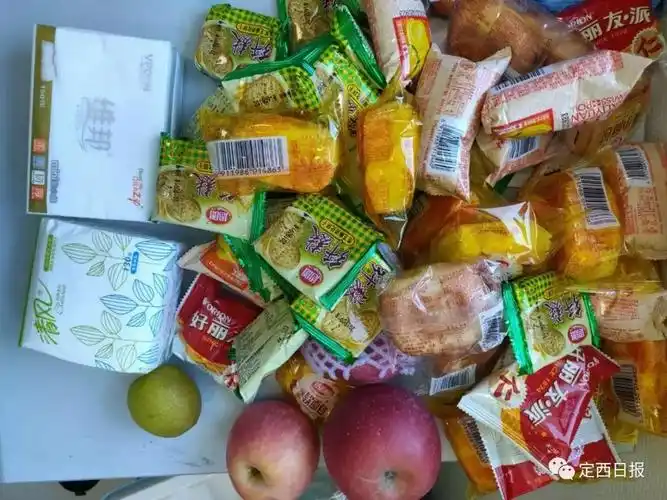 【战疫日记】我把自己补充体力的水果零食留给新冠患者_武汉