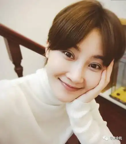 她是佟大为前妻成龙对她偏爱有加连张艺谋都请她做奥运嘉宾可这次她被