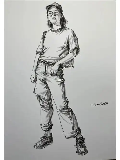 站姿女生临摹资料