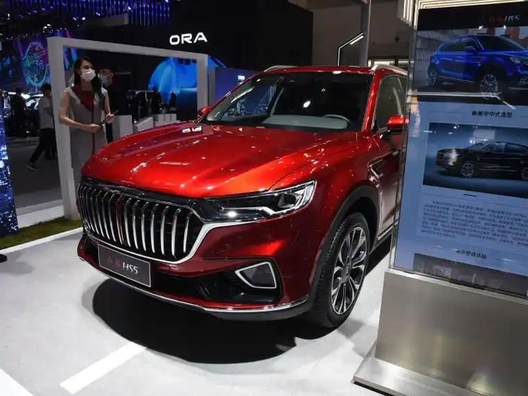 一汽红旗 红旗hs5 2019款 2.0t 智联旗领四驱版