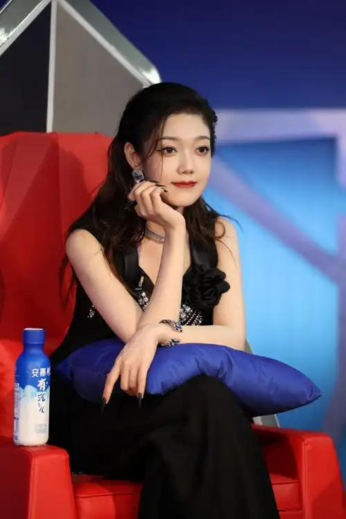 中国好声音#【导师助教剧照大赏】伴随着四大战队一路披荆斩棘的导师