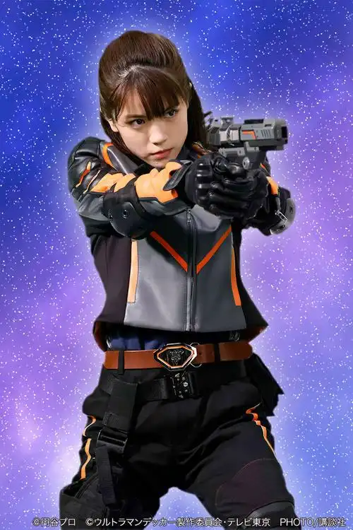 精英胜利队队员特写图公开,看到队长摆的pose我笑了! - 知乎