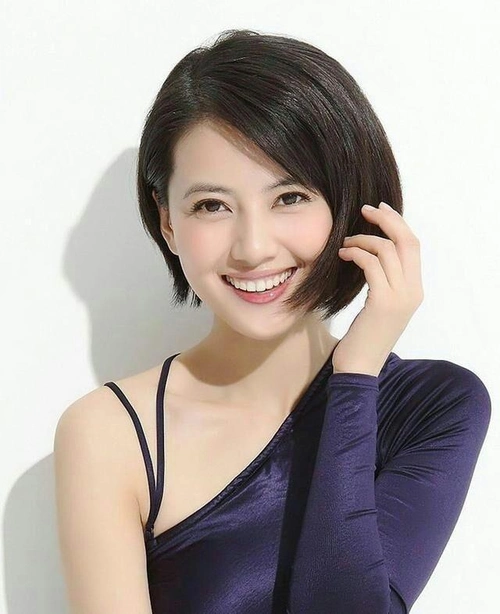 中国现代娱乐圈中的第一美女是谁