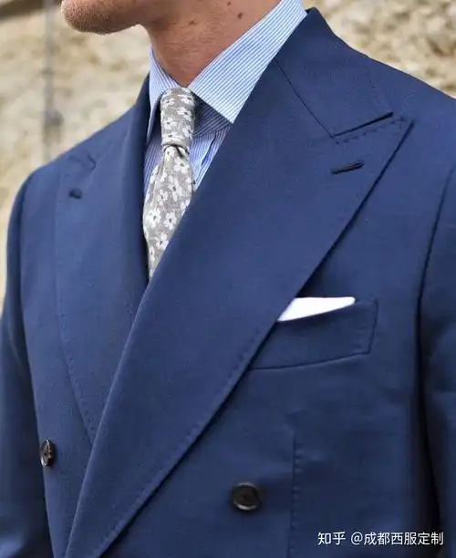 成都西服定制绅士入门首选藏蓝色系