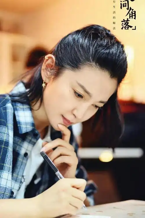 50岁李冰冰惊人"绝症"曝光,正常生活成奢侈无人敢近身!