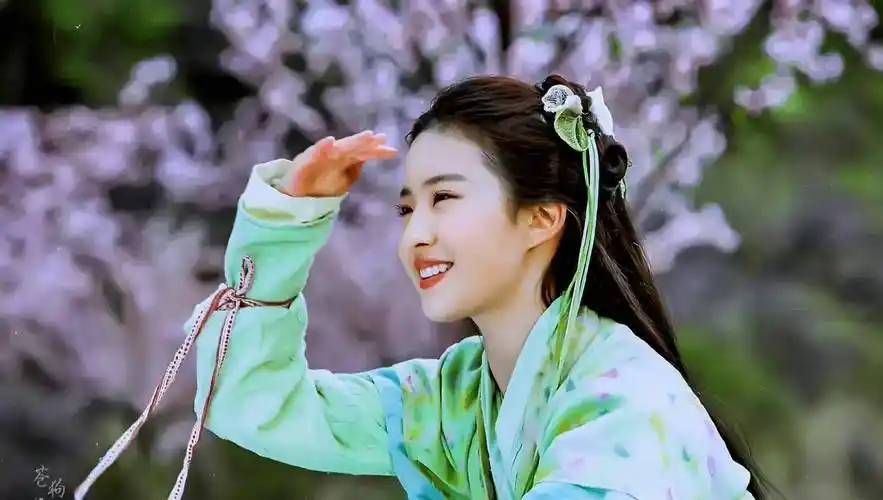 唐雪见_赵灵儿_角色