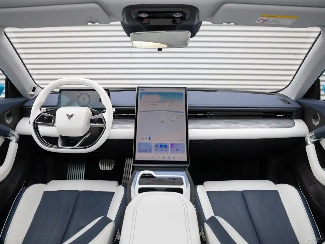 品牌首款双座跑车 哪吒gt将于上海车展开启预售__财经头条