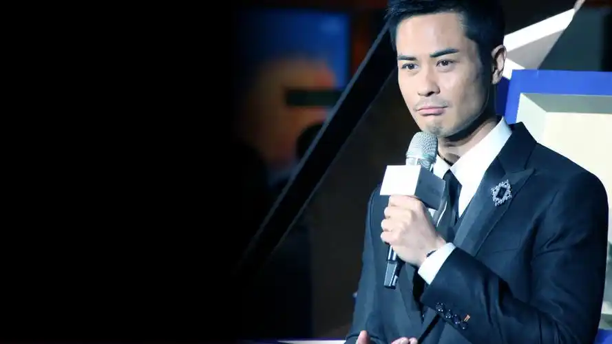 帅男郑嘉颖壁纸