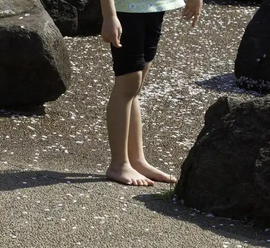 小学生低学年 | 足フェチnet