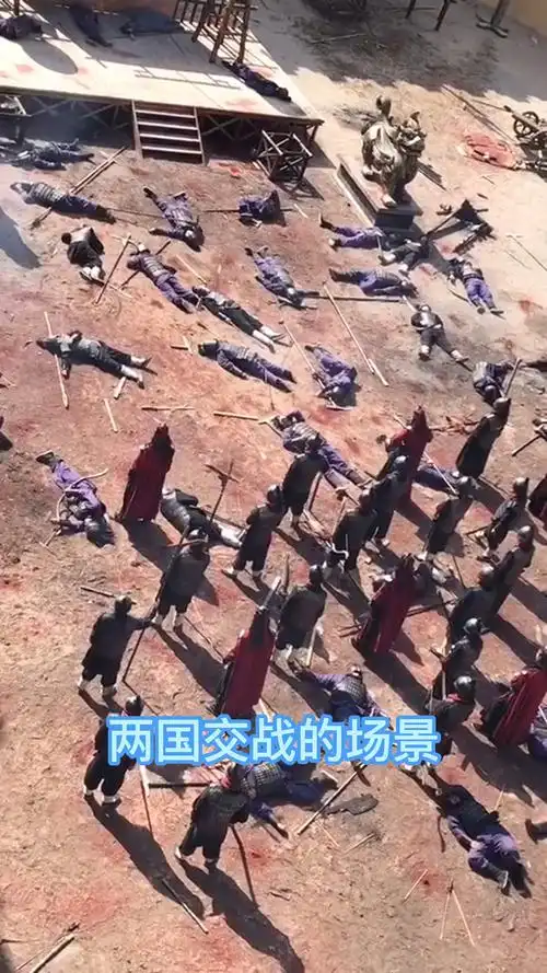 古装剧拍戏现场,两国交战的场景,其实就是这些人,意想不到吧