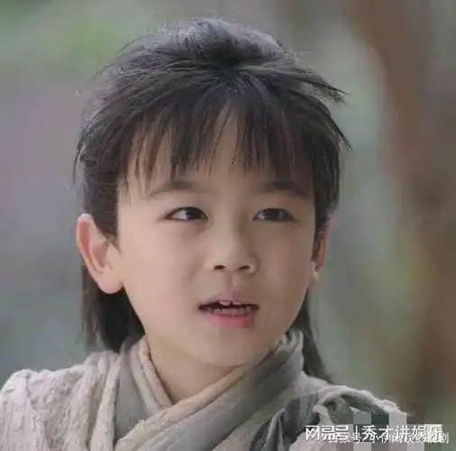 大范闲的神情和习惯的,所以表演出来,观众感觉就是张若昀小时候的样子