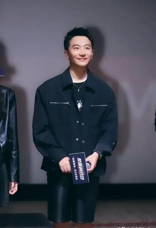 事实证明销声匿迹的黄轩已经走上了男演员的另一条大道