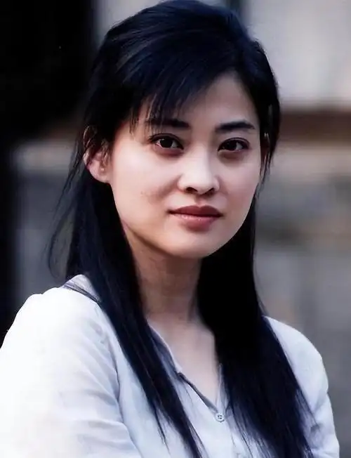 梅婷:婚后6年,花400万养不熟一位"白眼狼",她的爱情值得深思