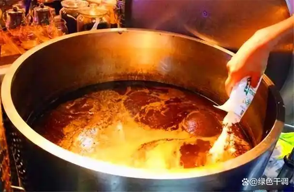 卤肉制作的关键在于卤汁和香味.