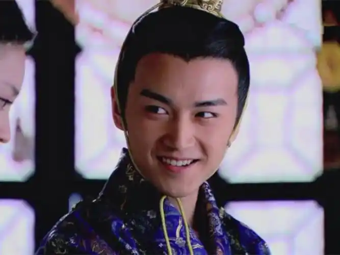 陈晓《王的女人》【罗丰】秦三世子婴,秦朝最后一个统治者,在位仅46日