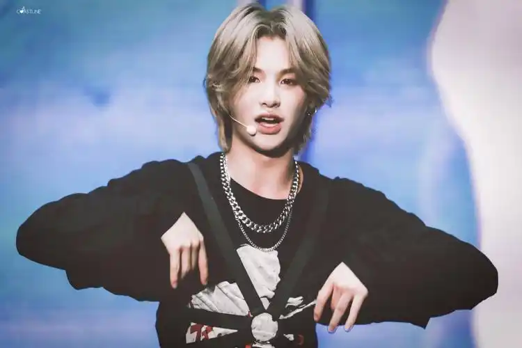 黄明昊 - 堆糖,美图壁纸兴趣社区