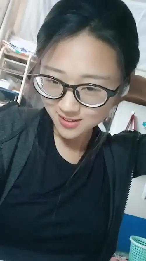 听说高度近视摘了眼镜眼睛会变大?咦?好像是真的!