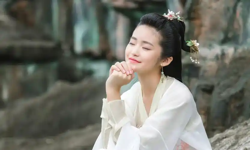 柴蔚古装美照,唯美梦幻