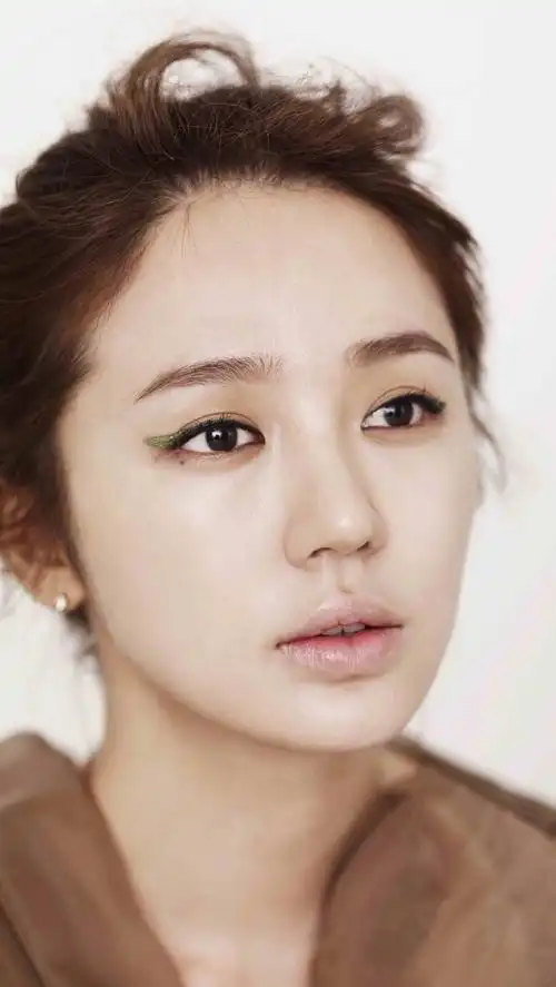 【女神壁纸】尹恩惠(代表作《想你》《对我说谎试试》《宫》《未来的