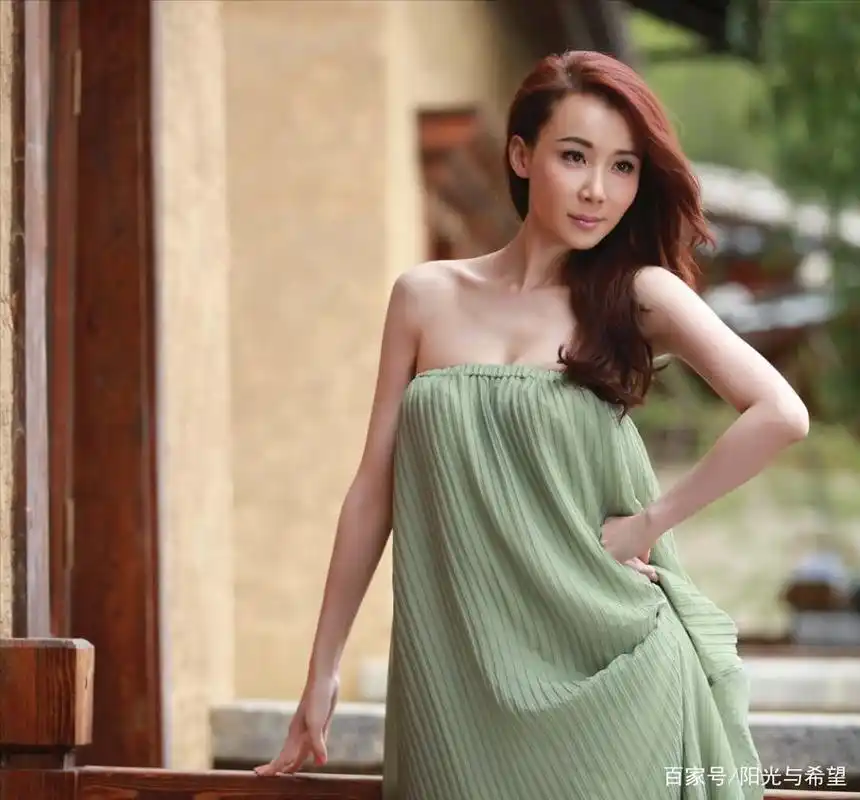 中国胸部最美的10大女明星排行榜 中国第一美胸 美胸美女明星盘点