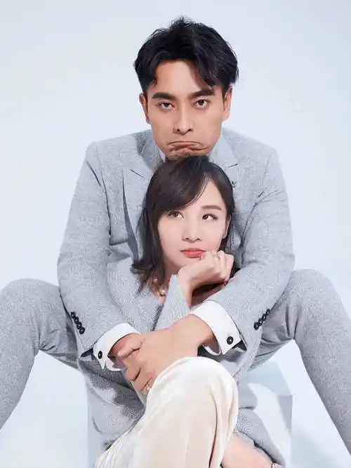 陈龙:与章龄之认识半个月就订婚,婚后生两子,现在咋样了?