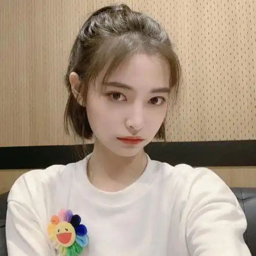 【微信头像】许佳琪_故事