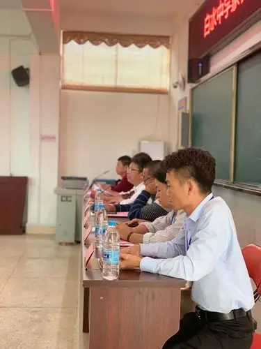 只要家长同努力,孩子明天更美好——记白水中学第二届家委会成立大会