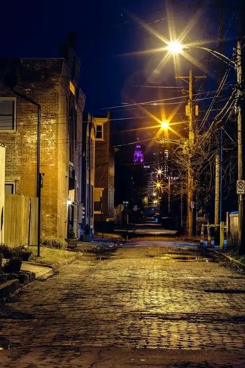 城市,夜晚,街道,灯光 iphone 壁纸