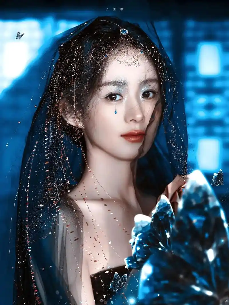 #赵丽颖杂志封面写真照 #氛围感 #绝美 #蓝色治愈系 #赵 - 抖音