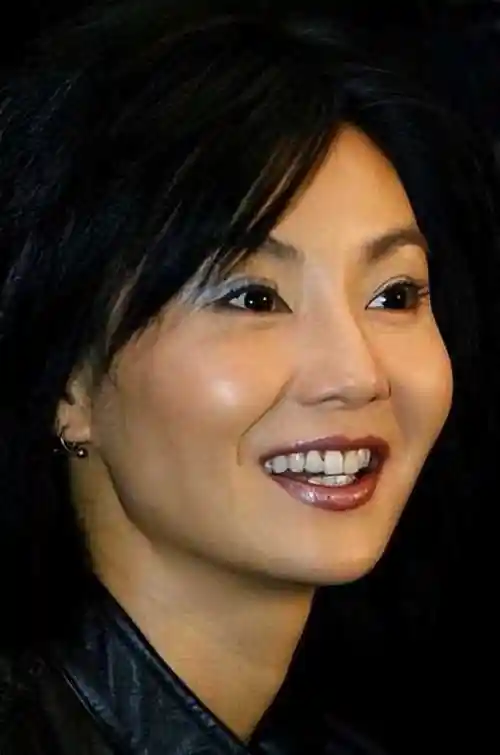 刘涛一口蓝牙上热搜,网传值300万,网友调侃:这牙能连接音响_文章_牙齿