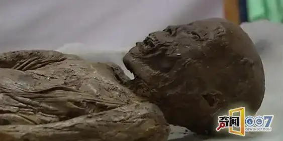 农田里挖出千年女尸皮肤柔滑保存完好