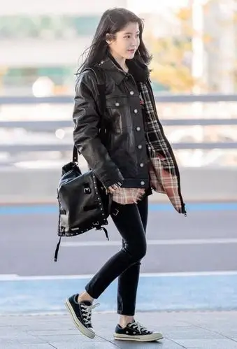 学习iu各种时髦日常穿搭,小个子也是一种优势