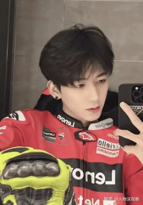 1月6号凌晨,网友传出悲痛消息,这位去世机车网红叫