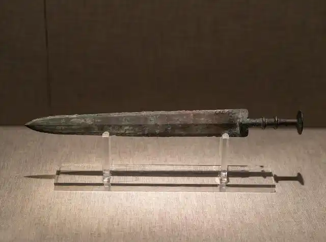 匠人工坊刀课堂:鱼肠剑来历,剑藏鱼腹的千古之谜