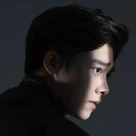 李易峰头像壁纸二