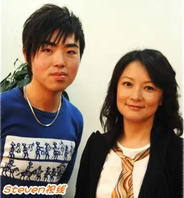 专访知名媒体人:和袁鸣聊外语学习