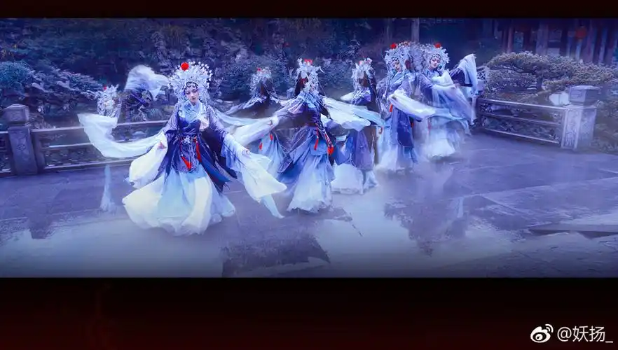 押切,妖扬戏服情侣图,超爱