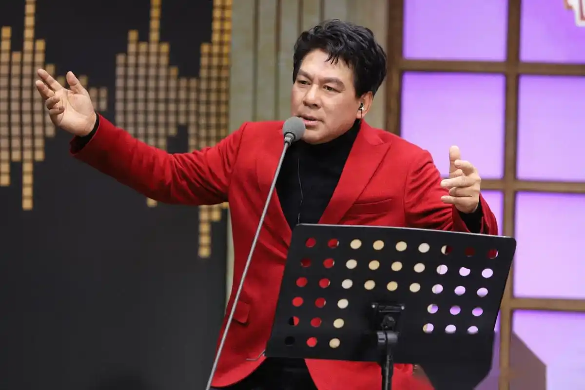 【《声临其境》魅力发射】当演员用声音演戏,认真的模样是最有魅力的!