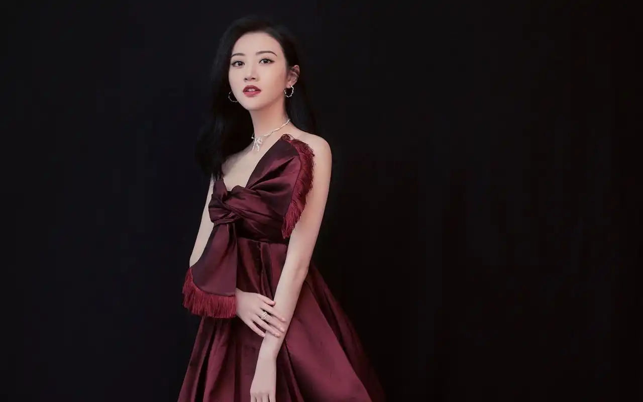 高清无水印,美女明星景甜桌面壁纸下载(9张)