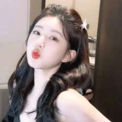 甜美治愈的笑容和清纯近人的脸庞等比放大的可爱小女孩#赵露思说小